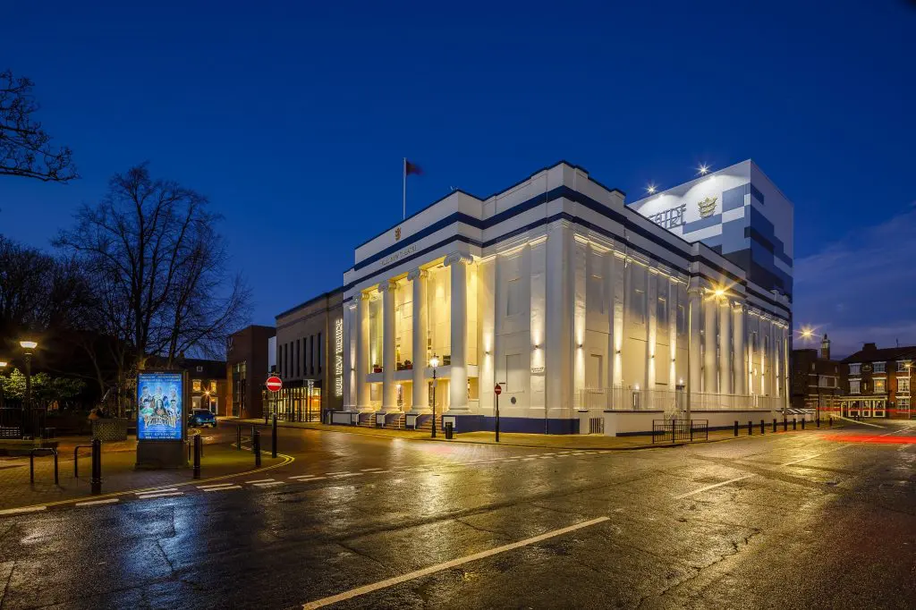 Hull New Theatre Humberside