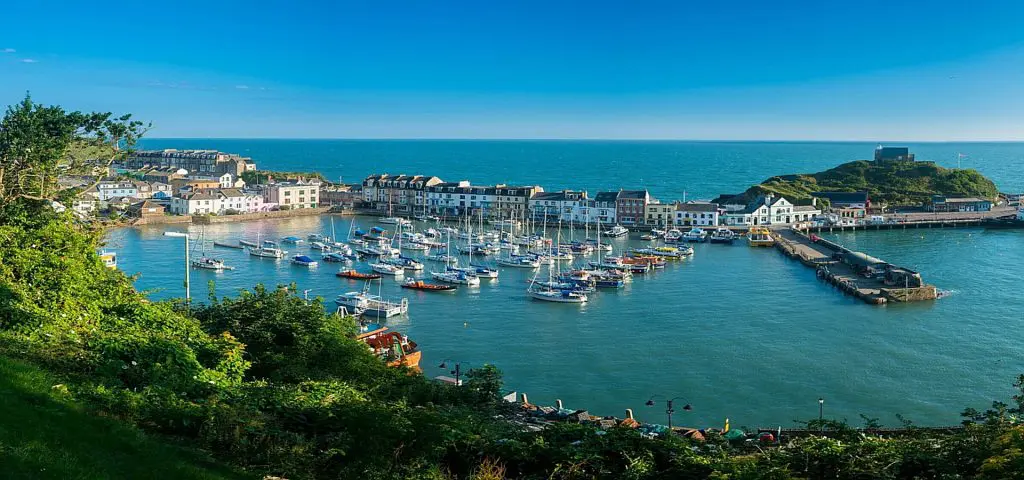 coastal fishing village of Ilfracombe
