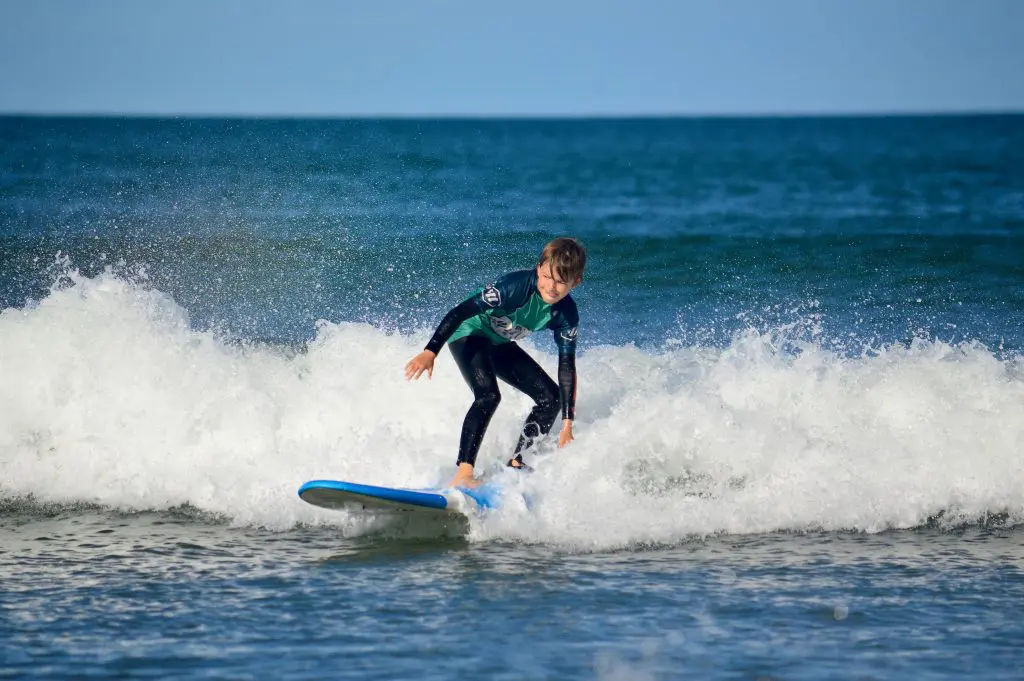 primary school child surfing