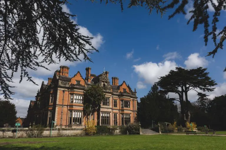 Beaumanor Hall outside country building
