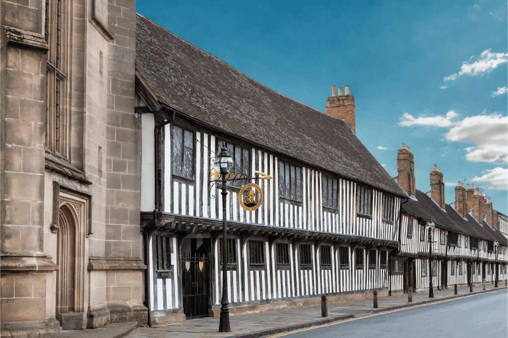 a Tudor house in Warwick on the high street
