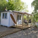 study cabin with students chilling