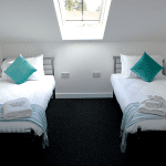 accommodation room with 2 beds